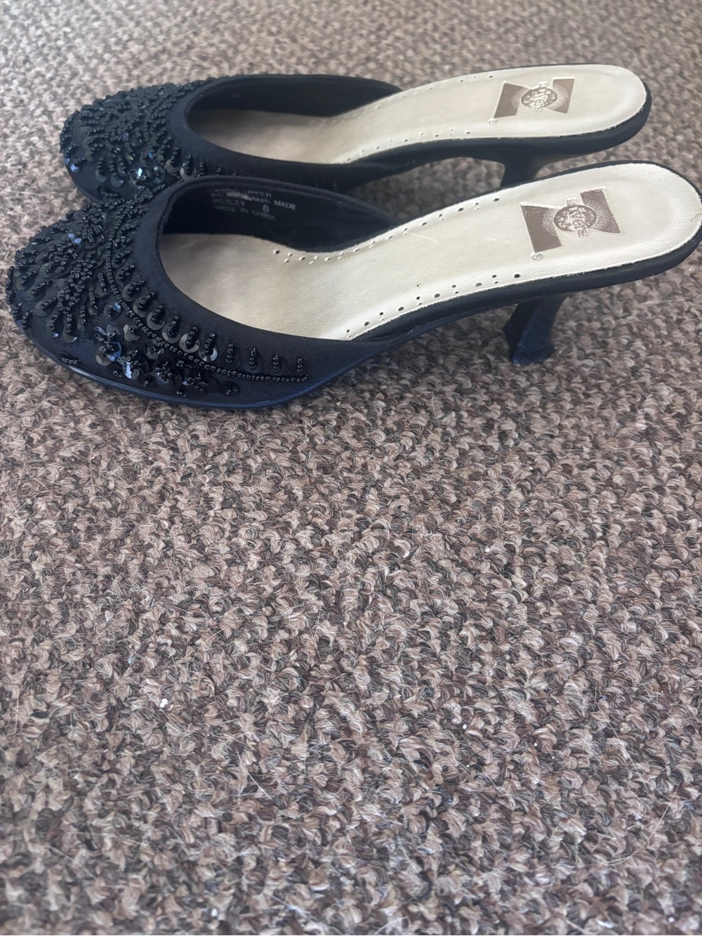 Vintage y2k Z Universe Elegant Black Beaded Women’s Slide Kitten Heels
